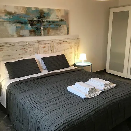 Apartment Le Casuzze Del Lido Burrone *